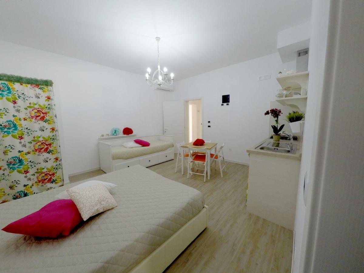 Casa Vacanze Coralloholiday Hotel Torre Lapillo Luaran gambar