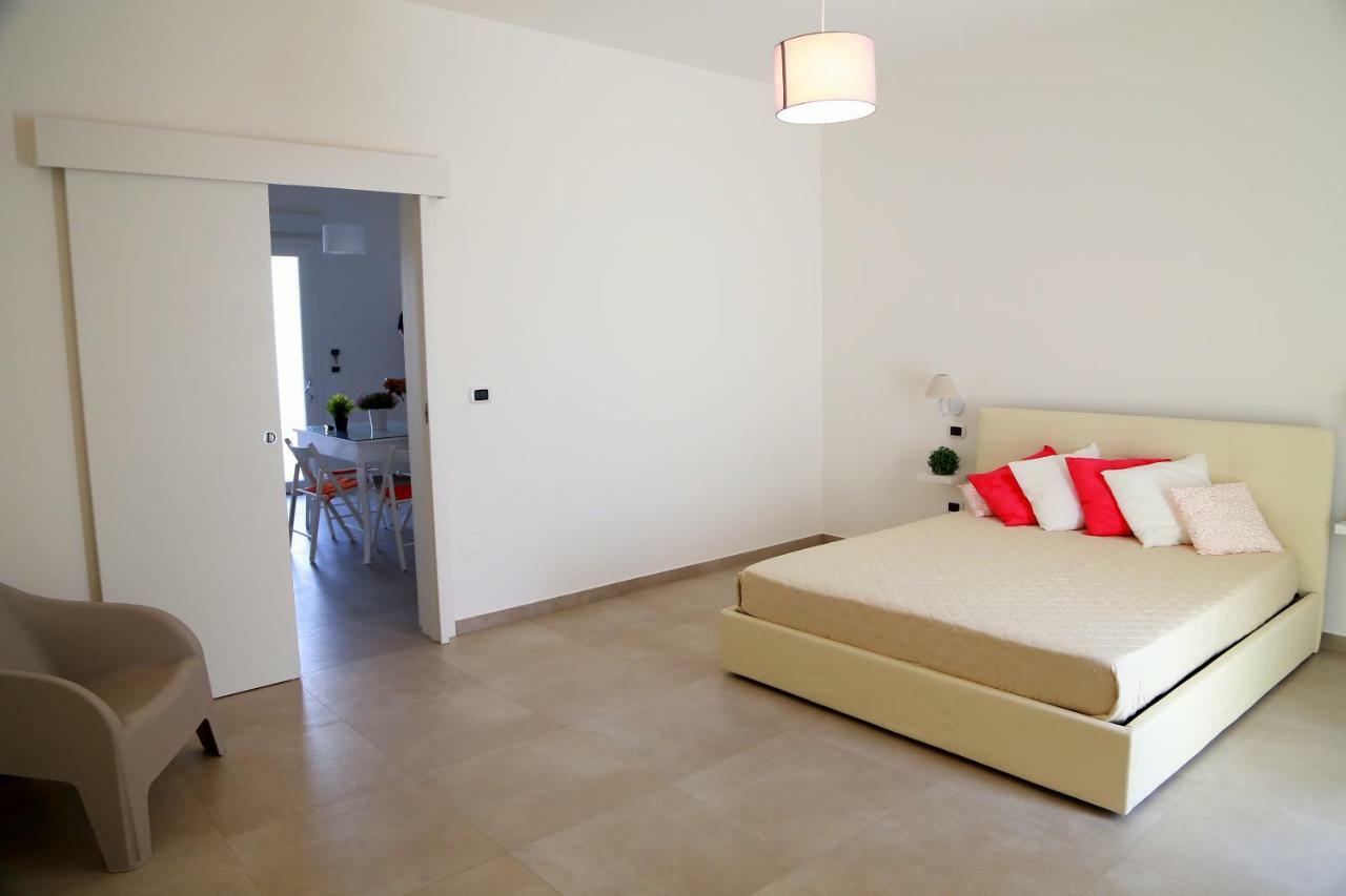 Casa Vacanze Coralloholiday Hotel Torre Lapillo Luaran gambar